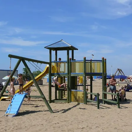 Ferienwohnung Fuer 6 Personen Ca 45 Qm In Bibione, Adriakueste Italien Und Umgebung *